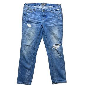 Torrid Distressed Boyfriend Straight Fit Jeans Vintage Stretch Size 16 R